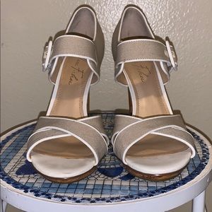 Marc Fisher contrast heels